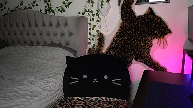 Snapshot of Estherjizz chatting on 12, 10, 2025 Estherjizz online show from 12, 10, 2025