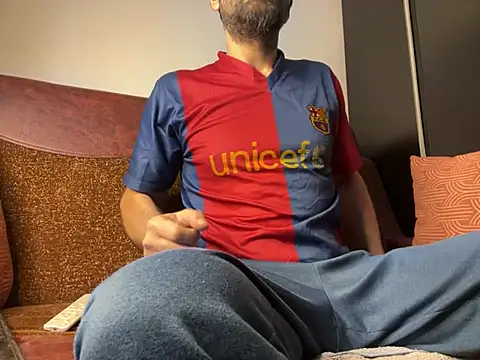 Snapshot of MarkReeds chatting on 4, 2, 2025 MarkReeds online show from 4, 2, 2025