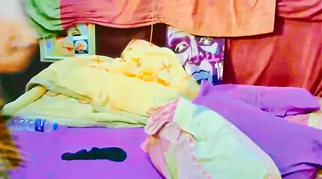 Goldeena online show from 26, 2, 2025