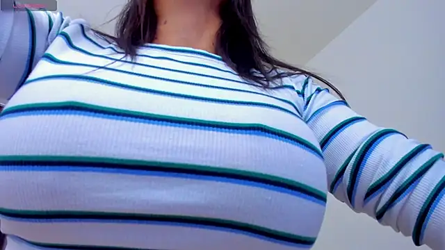 Sarah Stone  online show from 4, 1, 2025