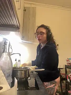 ladyturtle online show from 23, 3, 2026