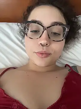 ladyturtle online show from 11, 6, 2026