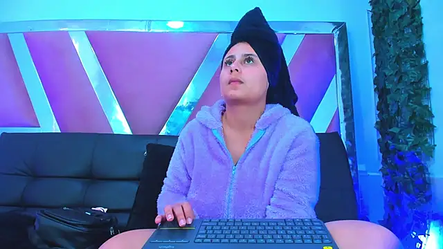 Snapshot of AbbyTaylorr chatting on 21, 2, 2026 AbbyTaylorr online show from 21, 2, 2026