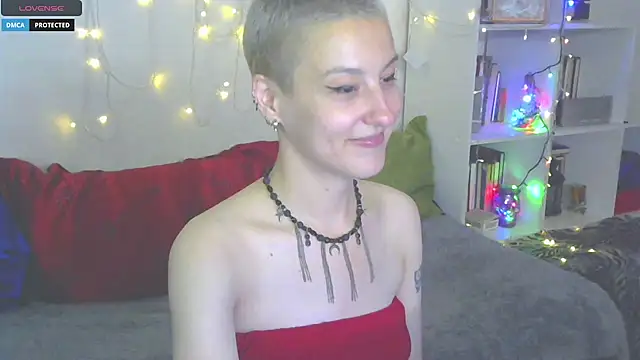 Snapshot of MartaBounty chatting on 7, 8, 2026 MartaBounty online show from 7, 8, 2026