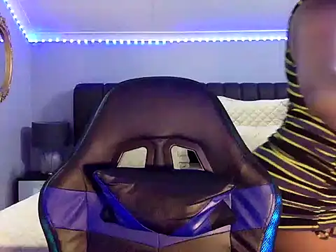 BOOTYBANGER24xx online show from 3, 10, 2025