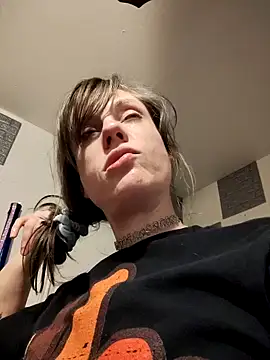 Snapshot of TheDaisyChaos chatting on 21, 10, 2025 TheDaisyChaos online show from 21, 10, 2025