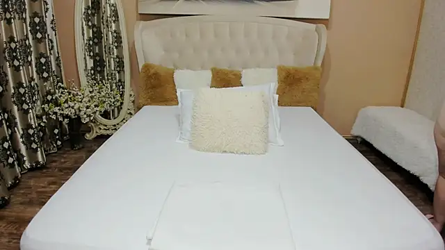 AnneRainn online show from 19, 10, 2025