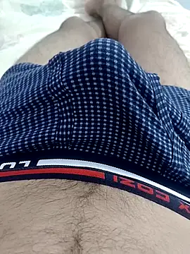 Snapshot of Babyucum4me chatting on 4, 11, 2025 Babyucum4me online show from 4, 11, 2025