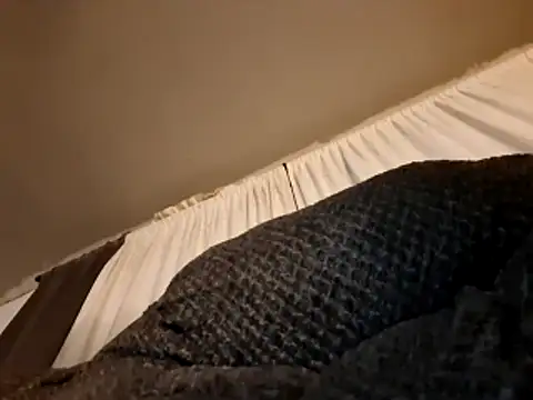 Snapshot of ThickDMatty@xh chatting on 15, 10, 2025 ThickDMattyxh online show from 15, 10, 2025