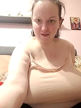 Snapshot of BustyLadyAlma chatting on 17, 3, 2026 BustyLadyAlma online show from 17, 3, 2026