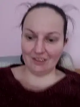 Snapshot of BustyLadyAlma chatting on 5, 4, 2026 BustyLadyAlma online show from 5, 4, 2026