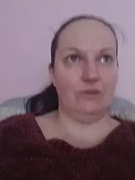 BustyLadyAlma online show from 17, 5, 2026
