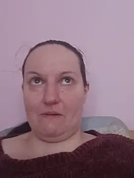 BustyLadyAlma online show from 31, 5, 2026