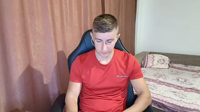 Todhorny9873 online show from 24, 2, 2025