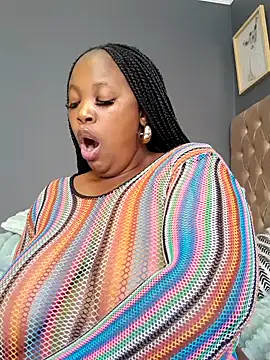 SWEETDOLLY29XX online show from 3, 12, 2024