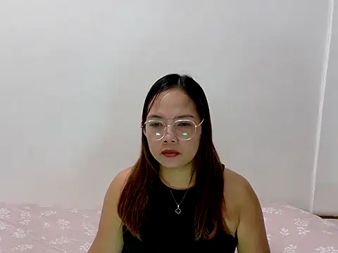 Snapshot of BURBERRY69 chatting on 1, 6, 2026 BURBERRY69 online show from 1, 6, 2026
