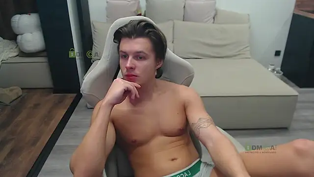 Snapshot of Sunny-Girl1 chatting on 17, 11, 2025 Sunny-Girl1 online show from 17, 11, 2025