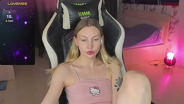 BiMolly online show from 19, 3, 2025