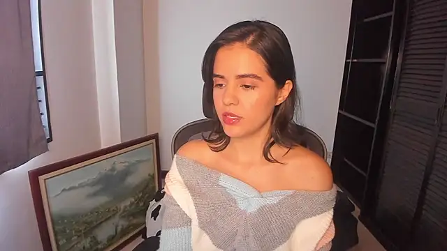 mia collins x online show from 8, 10, 2025