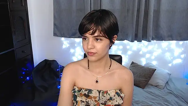 mia collins x online show from 11, 3, 2026