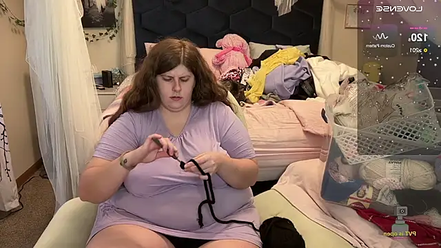 NotUrBabyMoms online show from 1, 1, 2025