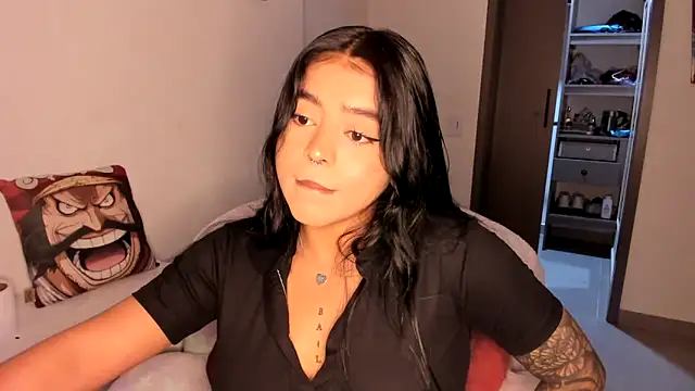 Snapshot of Naiara_sex chatting on 8, 3, 2025 Naiara sex online show from 8, 3, 2025