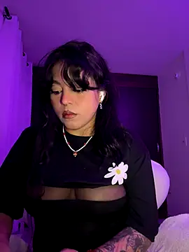 Snapshot of Naiara_sex chatting on 22, 10, 2025 Naiara sex online show from 22, 10, 2025