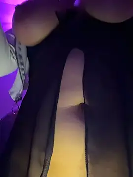 Naiara sex online show from 20, 12, 2025