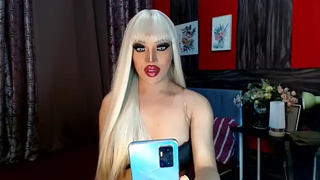 Snapshot of trixxielicious chatting on 4, 2, 2025 trixxielicious online show from 4, 2, 2025