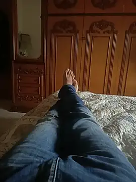 Snapshot of Bobby967 chatting on 2, 12, 2025 Bobby967 online show from 2, 12, 2025