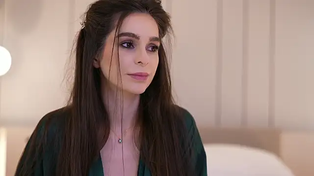 Snapshot of DoviaClaire chatting on 12, 2, 2026 DoviaClaire online show from 12, 2, 2026