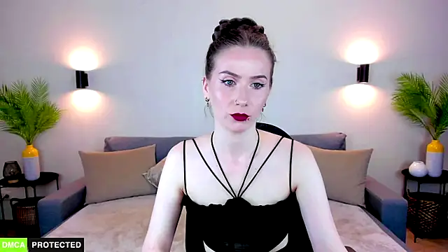 TheWoman   online show from 21, 5, 2026