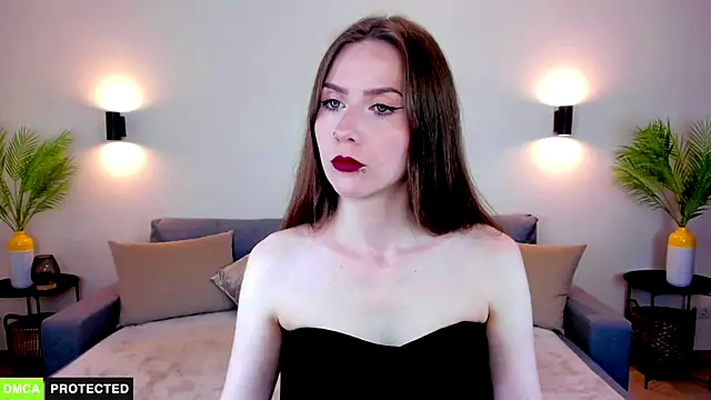TheWoman   online show from 29, 6, 2026