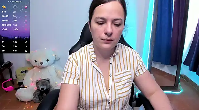 Snapshot of angelaagomez chatting on 13, 2, 2025 angelaagomez online show from 13, 2, 2025