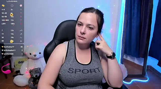 Snapshot of angelaagomez chatting on 19, 2, 2025 angelaagomez online show from 19, 2, 2025