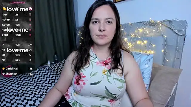 Snapshot of angelaagomez chatting on 5, 5, 2026 angelaagomez online show from 5, 5, 2026