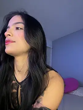 Snapshot of Sammy_pink chatting on 12, 10, 2025 Sammy pink online show from 12, 10, 2025