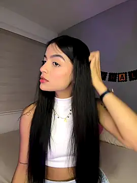 Snapshot of Sammy_pink chatting on 7, 11, 2025 Sammy pink online show from 7, 11, 2025