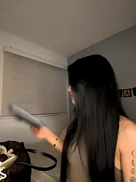 Snapshot of Sammy_pink chatting on 8, 11, 2025 Sammy pink online show from 8, 11, 2025