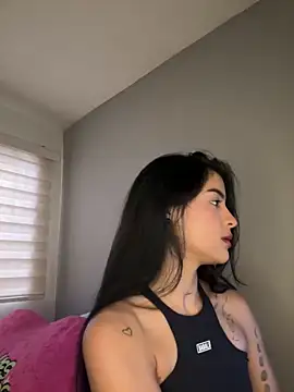 Sammy pink online show from 19, 4, 2026