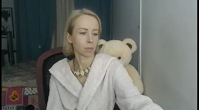 LuxuryNika online show from 8, 12, 2024