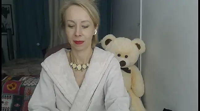 LuxuryNika online show from 9, 12, 2024