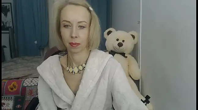 LuxuryNika online show from 10, 12, 2024