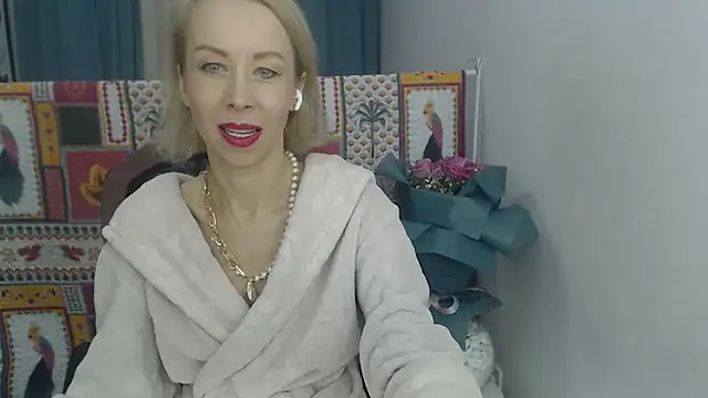 LuxuryNika online show from 15, 12, 2024
