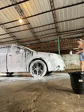 Gatitacarlita online show from 14, 12, 2025