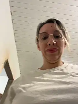 Gatitacarlita online show from 19, 5, 2026