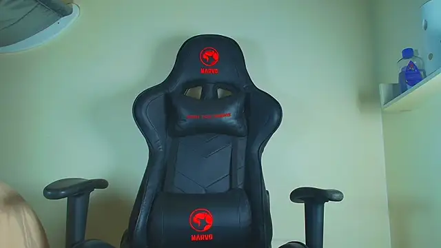 Snapshot of angeliquevany chatting on 11, 3, 2025 angeliquevany online show from 11, 3, 2025