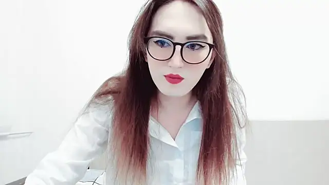 Snapshot of MinniMaksy chatting on 7, 12, 2024 MinniMaksy online show from 7, 12, 2024