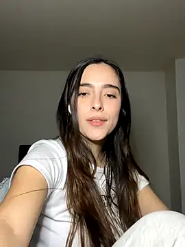 Snapshot of swrennn19 chatting on 13, 10, 2025 swrennn19 online show from 13, 10, 2025