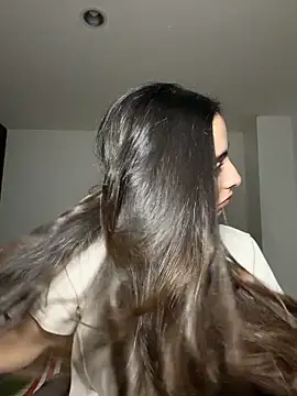 Snapshot of swrennn19 chatting on 16, 10, 2025 swrennn19 online show from 16, 10, 2025